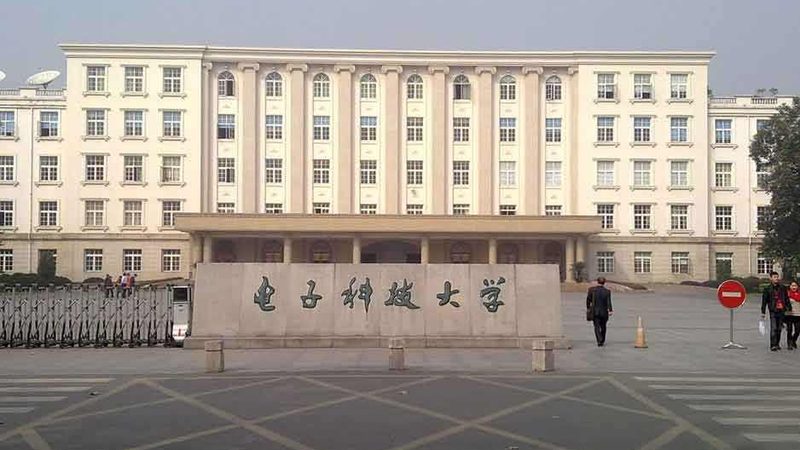 三极管电路设计仿真软件：如何挑选合适的工具**